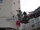Entfernung loser Bauteile mit Unterstützung durch die Berliner Feuerwehr