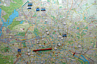 Auf der Lagekarte: Die Nummern der Einsätze und die mit BR gekennzeichneten Bereitstellungsräume Ortsverband, Jakob-Kaiser-Platz und Frankfurter Tor